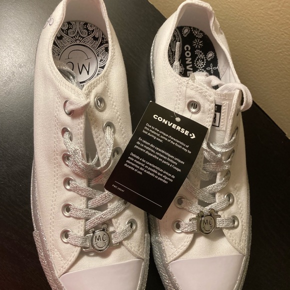 Miley Cyrus x Converse Ox Low Top NWT - Picture 15 of 16